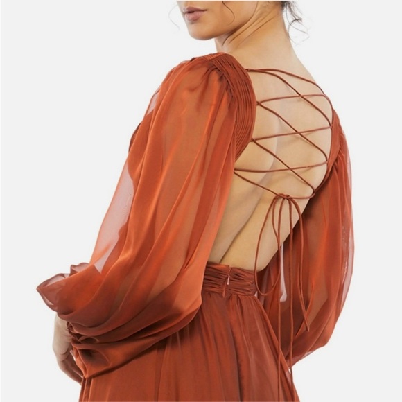 Mac Duggal NWT Copper Pleated
Cut Out Long Sleeve Lace Up Tie - Picture 3 of 3